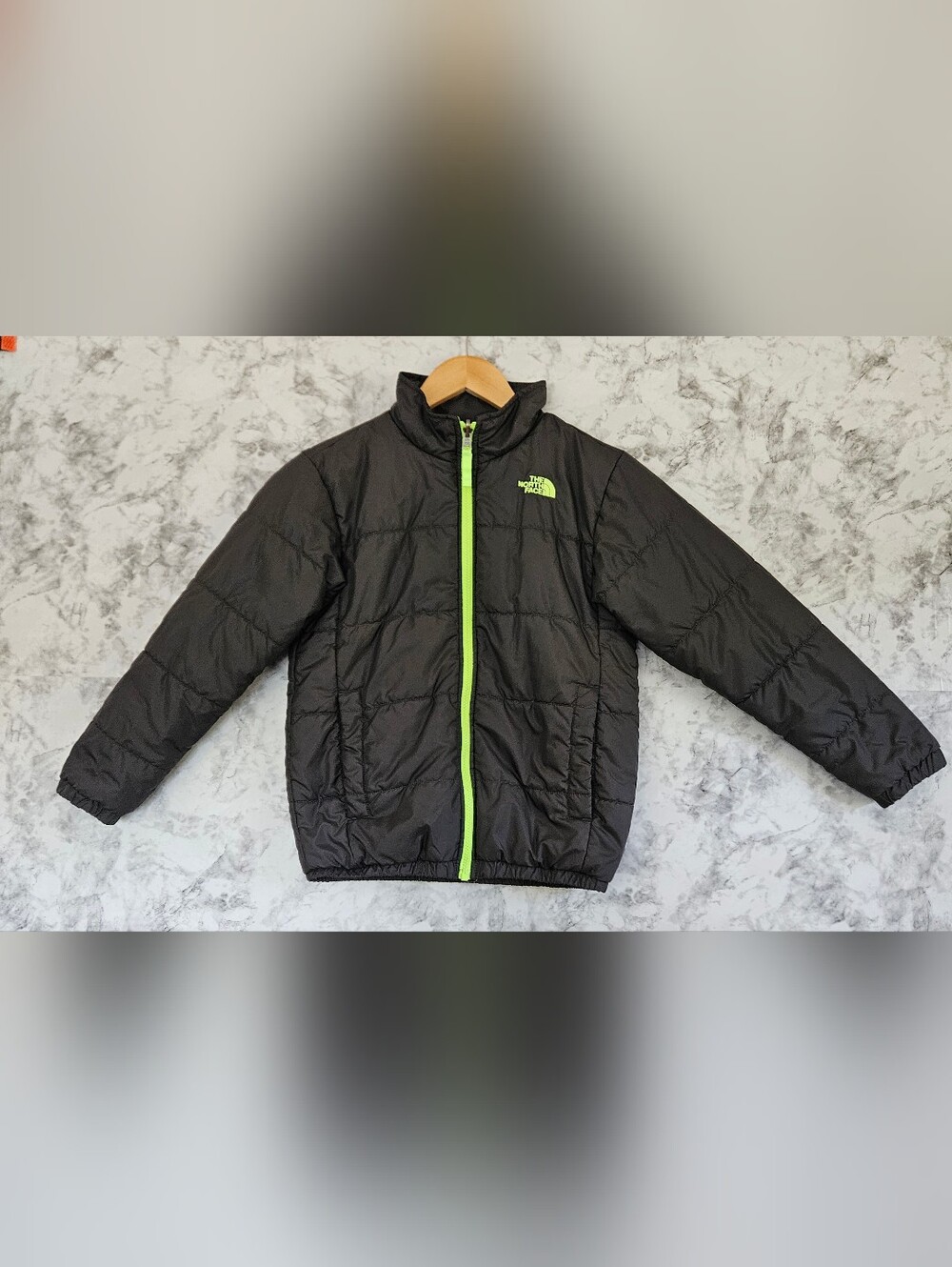 The North Face Kids Boys Andes Down Puffer Jacket Charcoal Grey Neon Green M